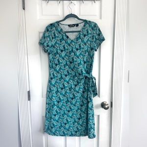 Lands' End Leaf Pattern Dress (size S)